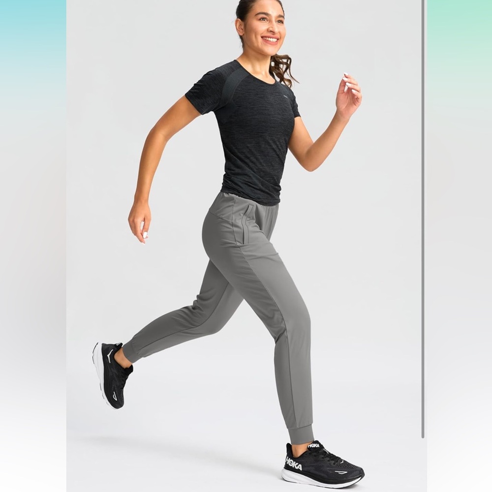G Gradual Women's Joggers Pants with Zipper Pockets Tapered Running Sweatpants - Picture 7 of 8